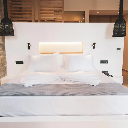 Kouros Blanc & 5* Πούντα