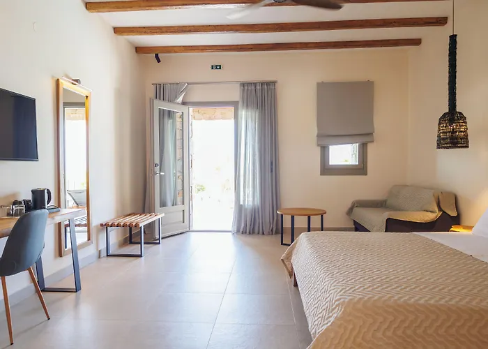 Hotel Kouros Blanc & Pounda