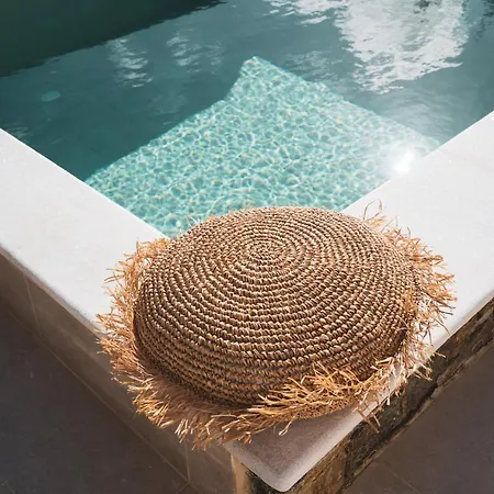 Kouros Blanc Resort&suites