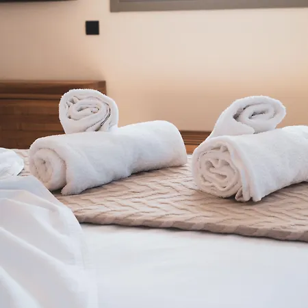 Kouros Blanc Resort&suites Hotel Pounda