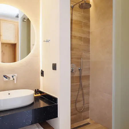 Kouros Blanc Resort&suites Hotel 5*